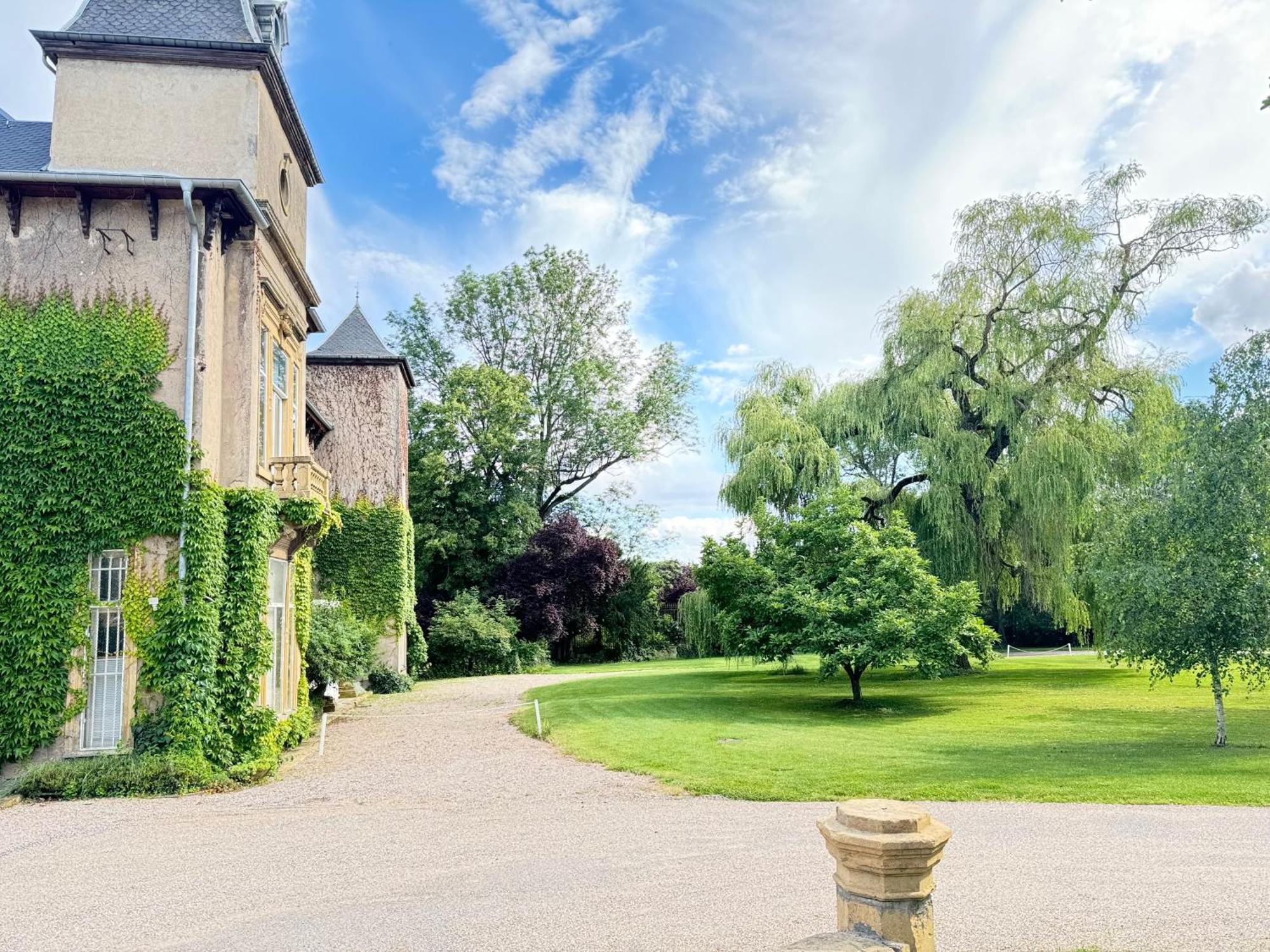 Apartment Chateau De Logne